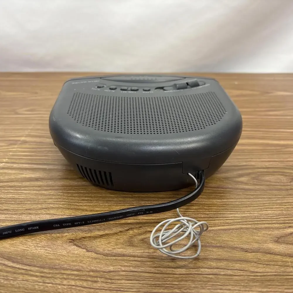 Sony Dream Machine FM/AM Digital Alarm Clock Radio ICF-C211 1980s Vintage